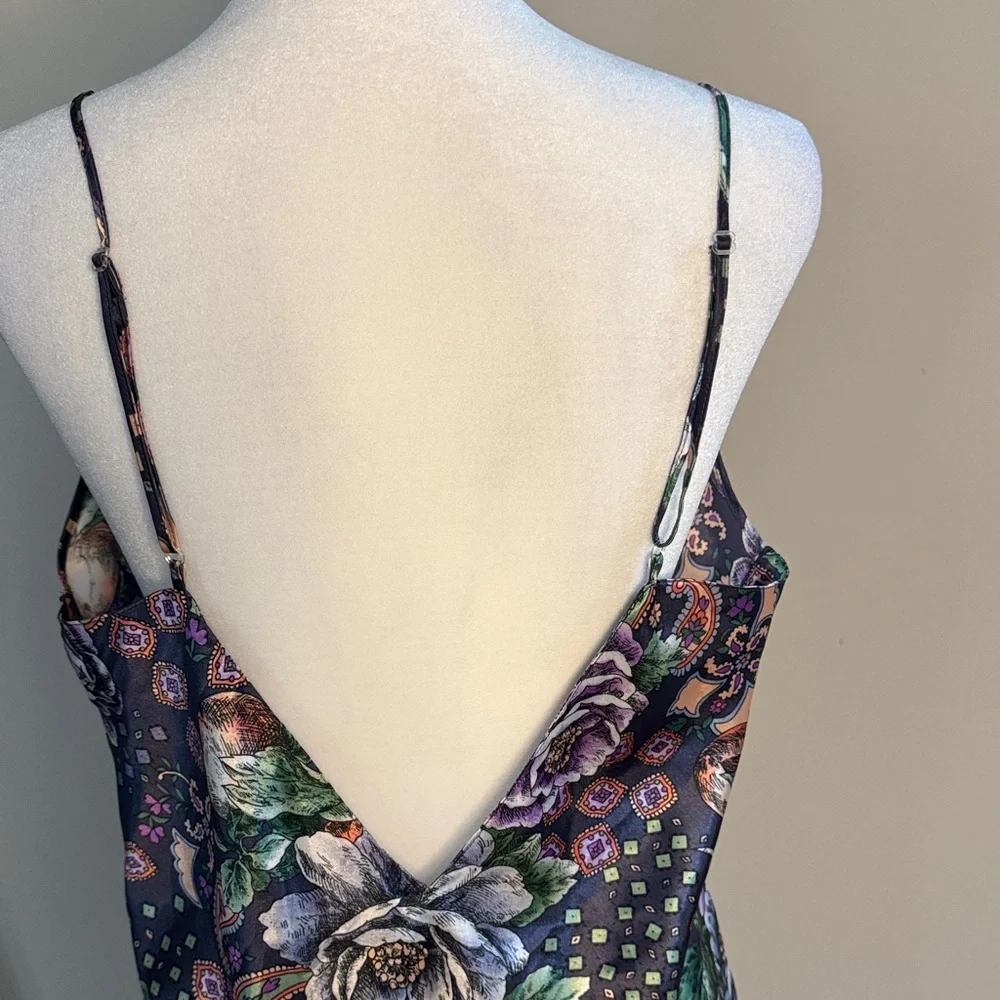 Victoria's Secret Navy Floral Satin Lace Chemise - Picture 4 of 5